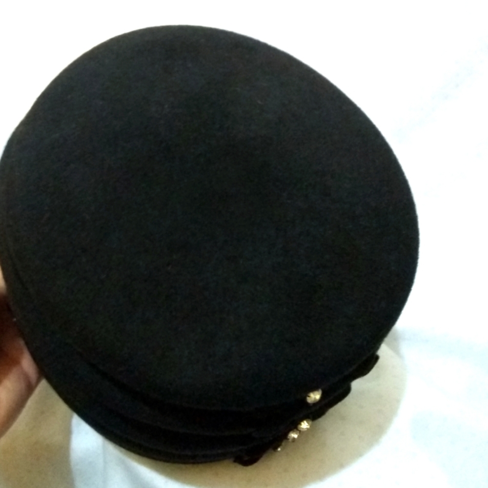 Vintage 60s Fairfield Felts Black Beehive Hat Rhinestone Accents - Picture 9 of 10